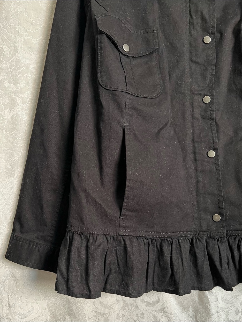 Denim & Co. Women’s Point Collar Snap & Zip Front Ruffle-Hem Jacket Plus Size 3X - Picture 3 of 7